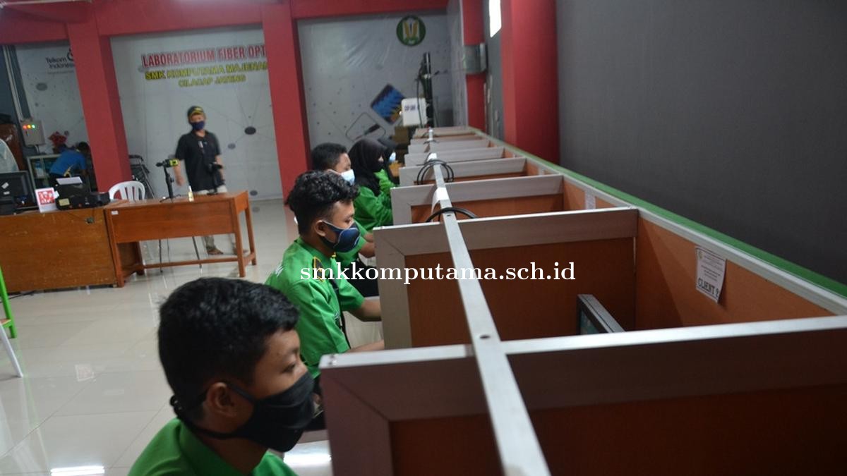 Teknik Jaringan Komputer & Telekomunikasi