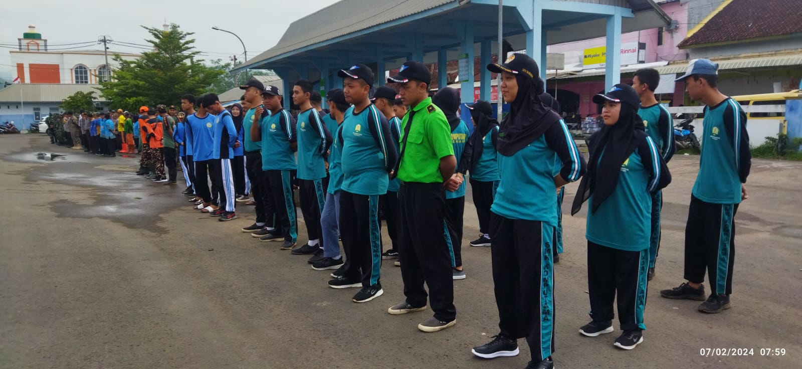 Kegiatan Karya Bakti Pembersihan Pasar Majenang